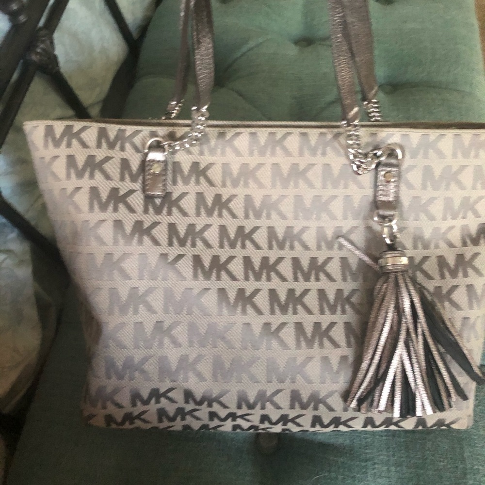 Michael Kors bag
